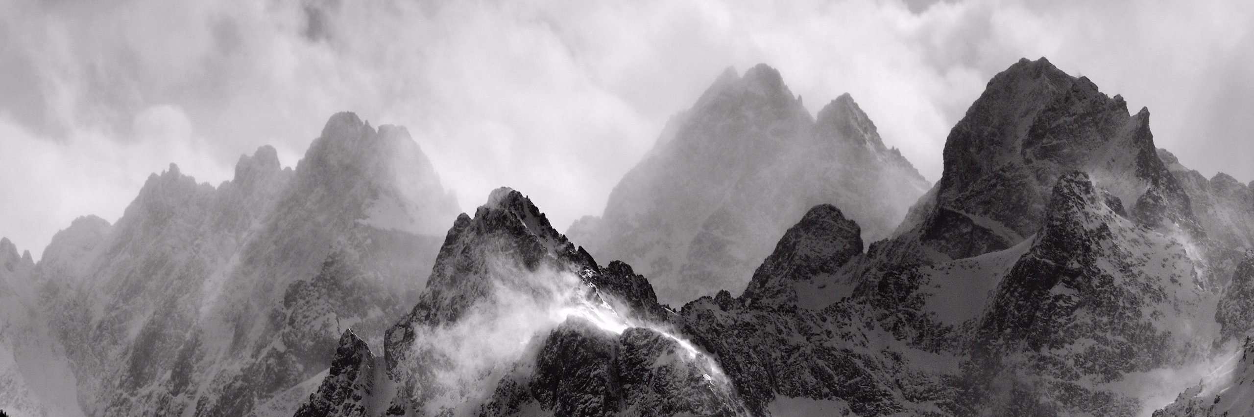 drewsacki's profile banner image