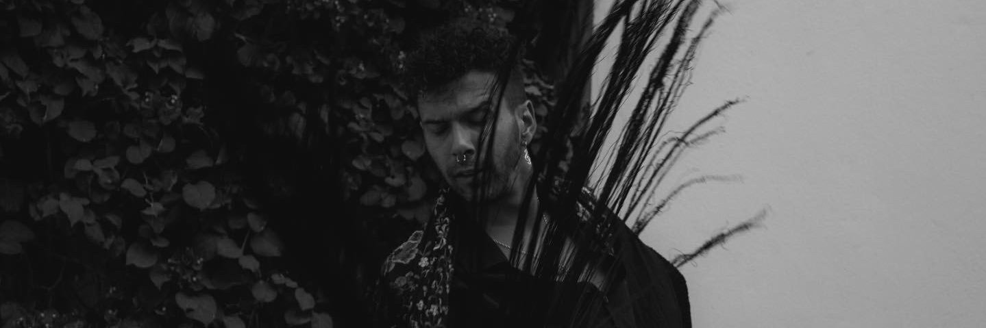 Menuitoo's profile banner image