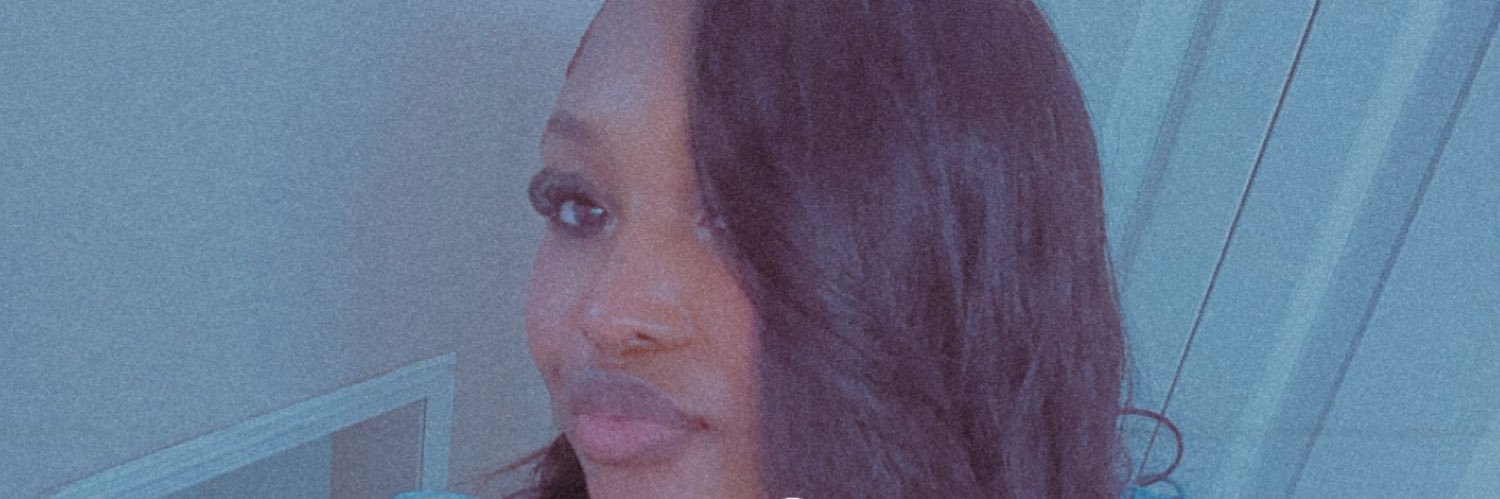 fineasliyah's profile banner image