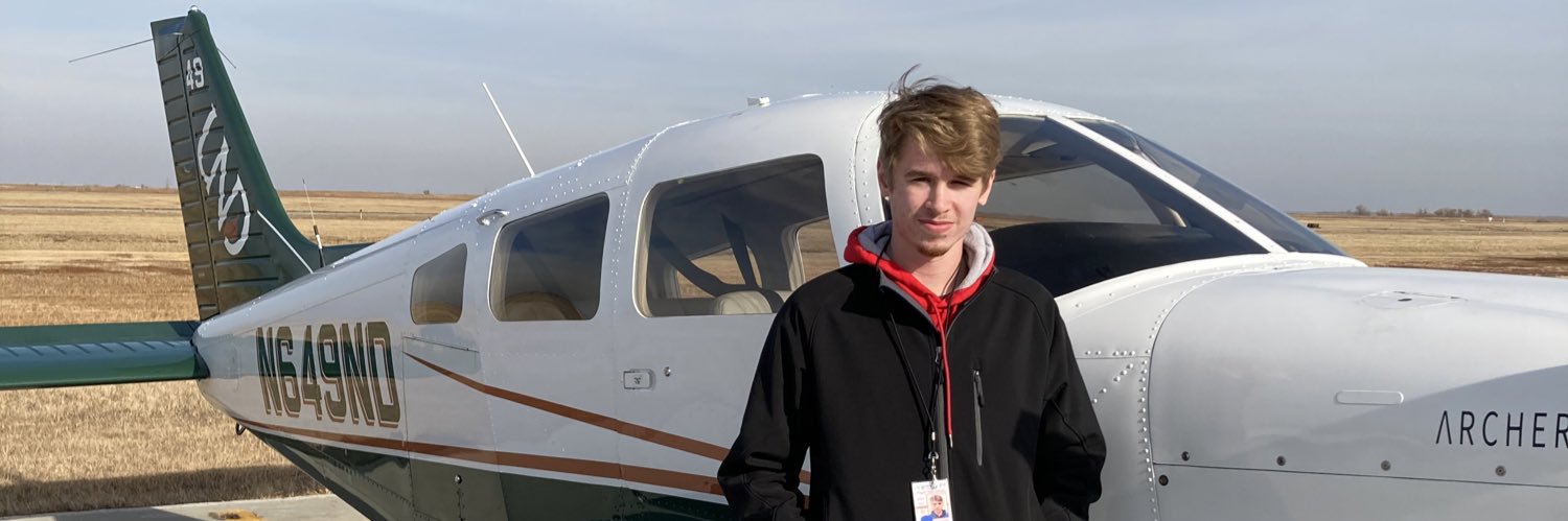 henderan's profile banner image