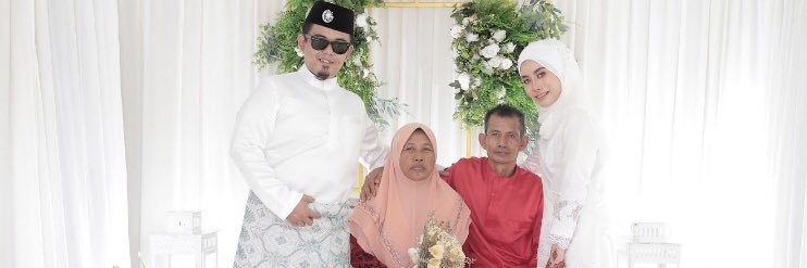 waniehalimm's profile banner image