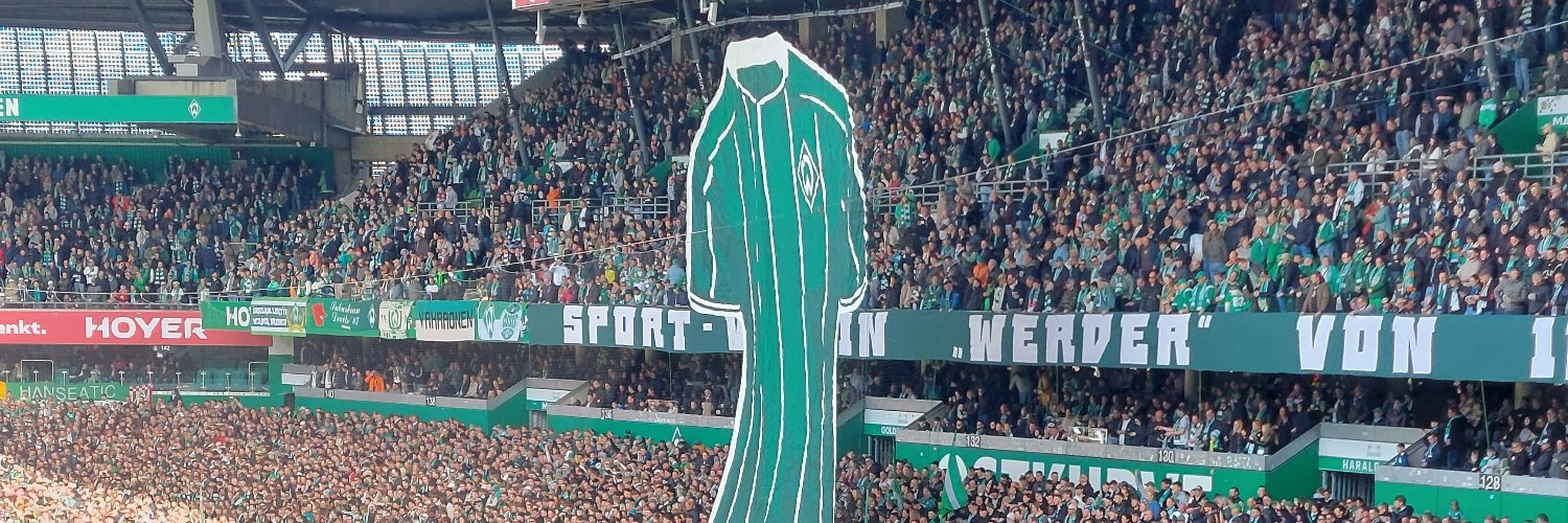 Yannick🦇 banner
