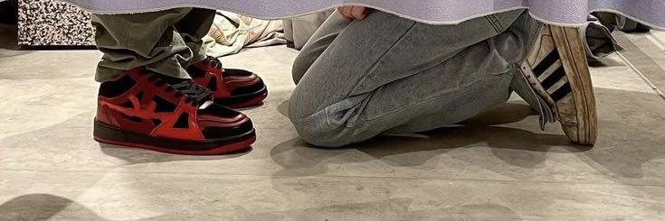 L O R A T A D 1 N A banner