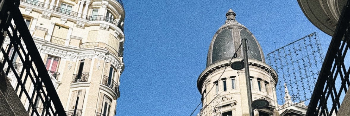 Vicky_Grossi's profile banner image