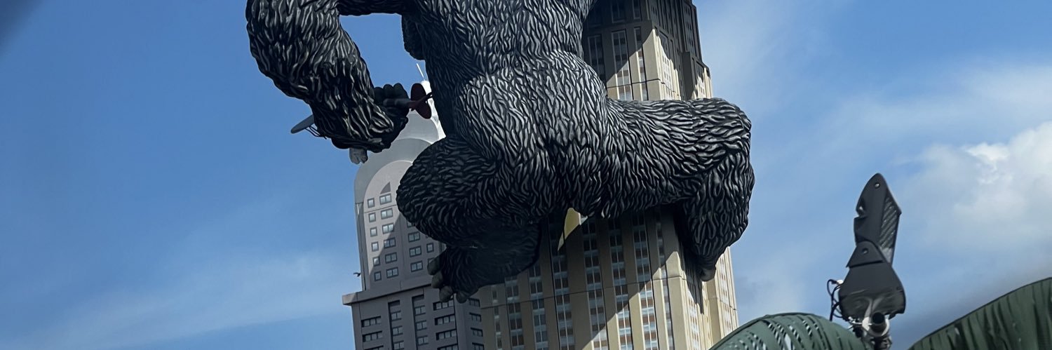 Solus’ Circle banner