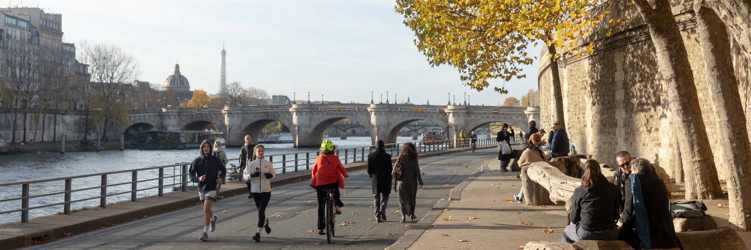 Paris j'écoute Profile Banner