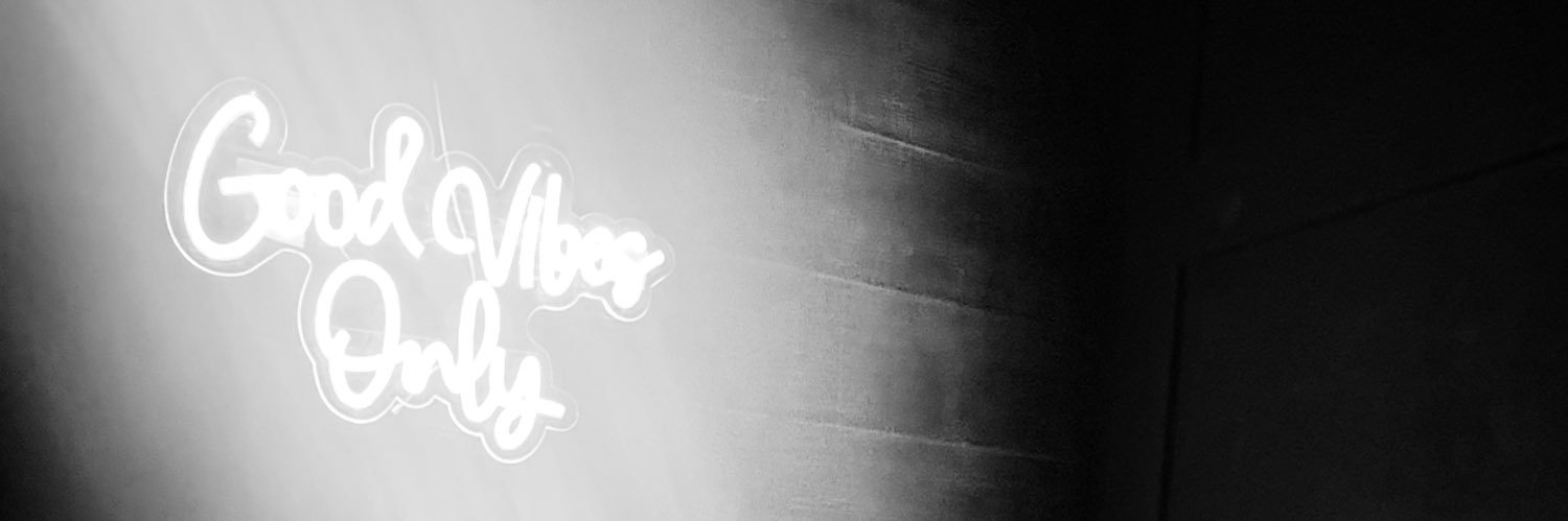 trippymandy's profile banner image