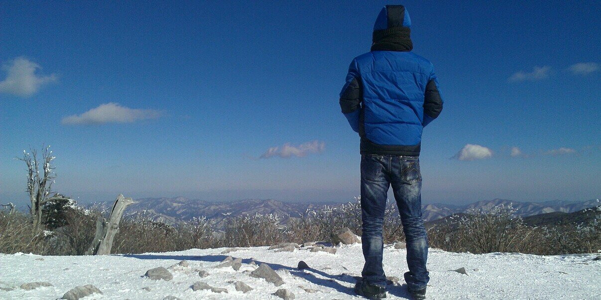 monguc's profile banner image