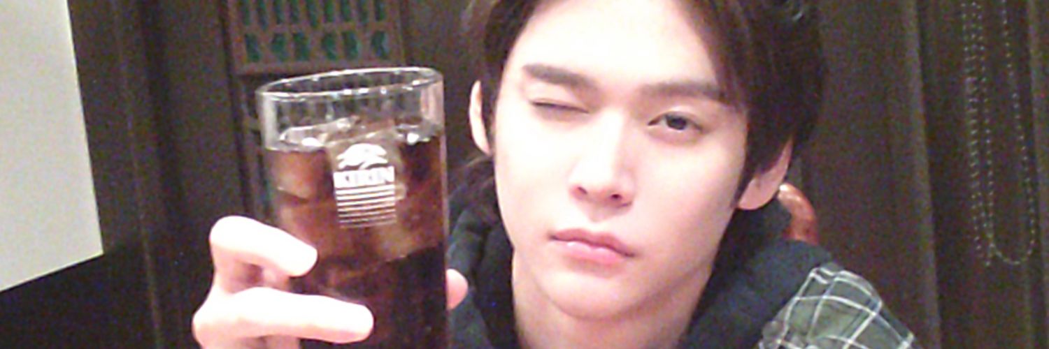 ̤̮ banner