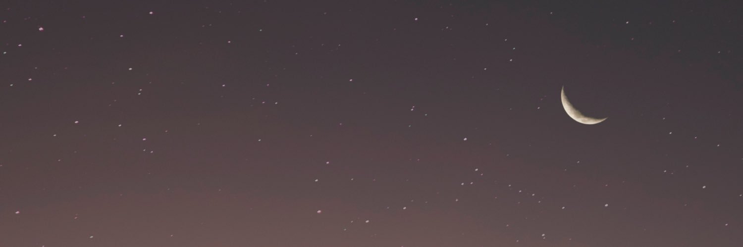 Moon 🧸✨ banner