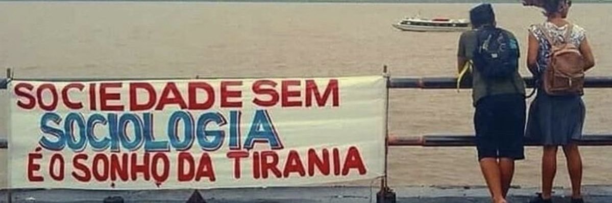 micarlla ✂️ banner