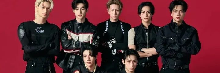 adfjuli's profile banner image