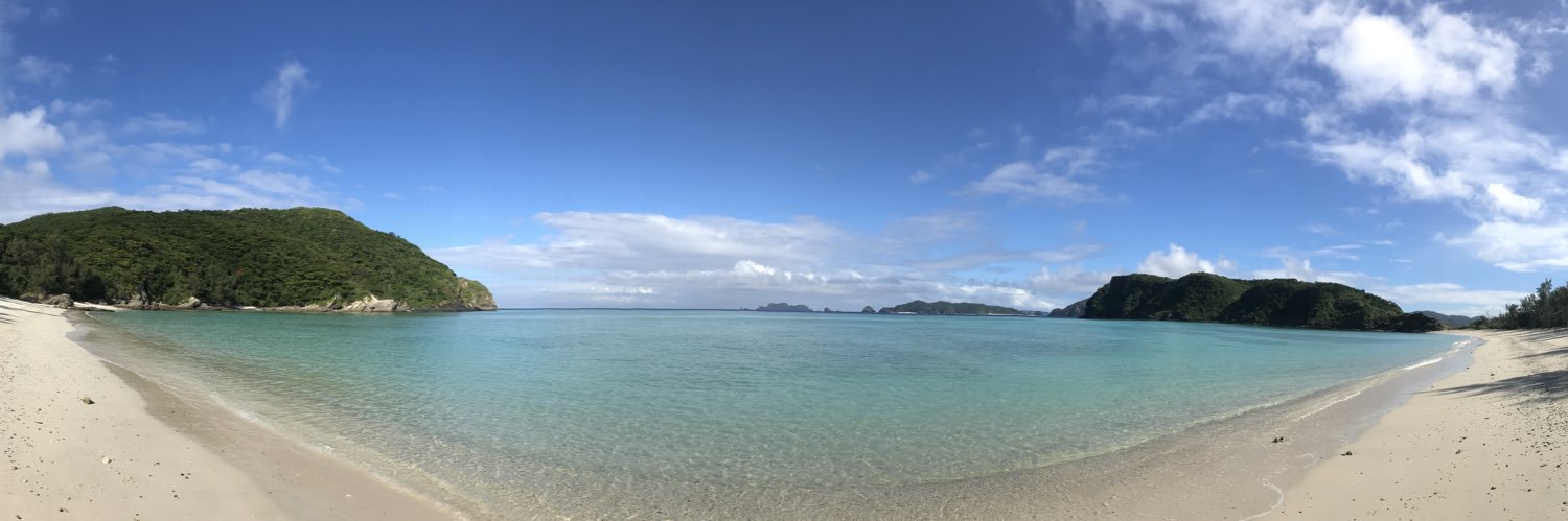 ei___su's profile banner image