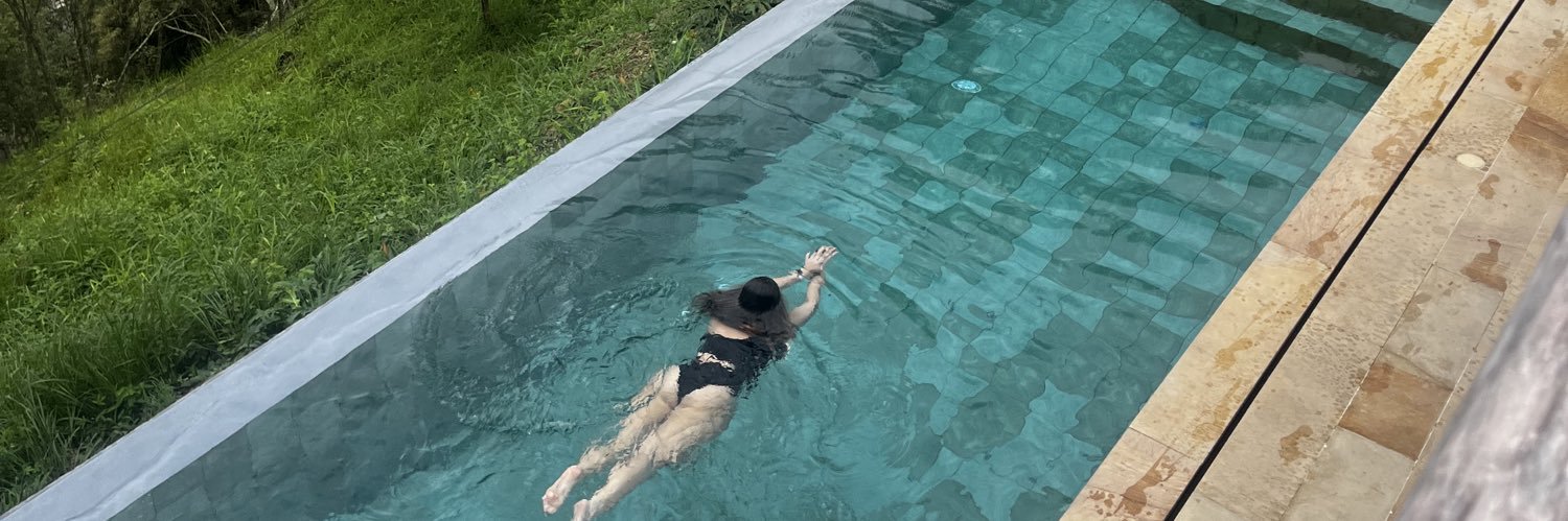 Isabella Sánchez O. banner