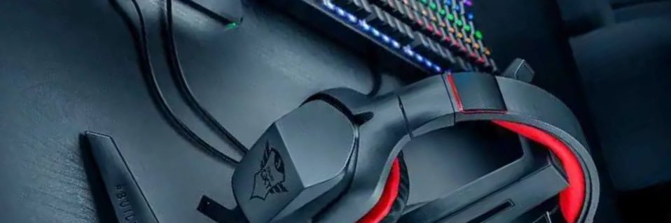 deone_iam's profile banner image