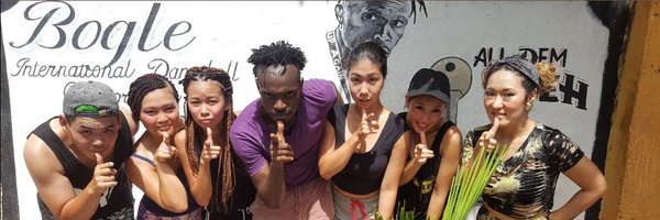 fullavibes876 Profile Banner