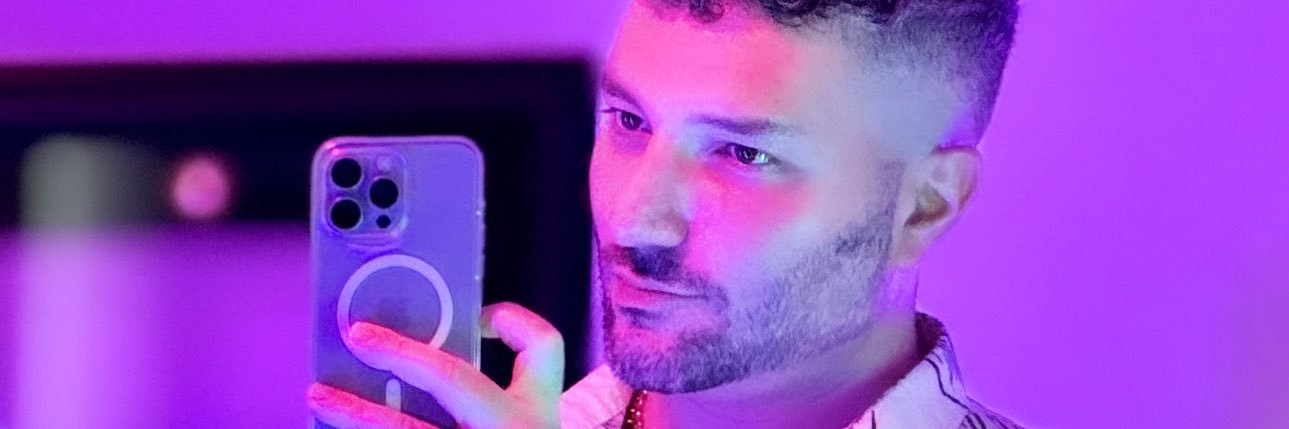 seveself's profile banner image