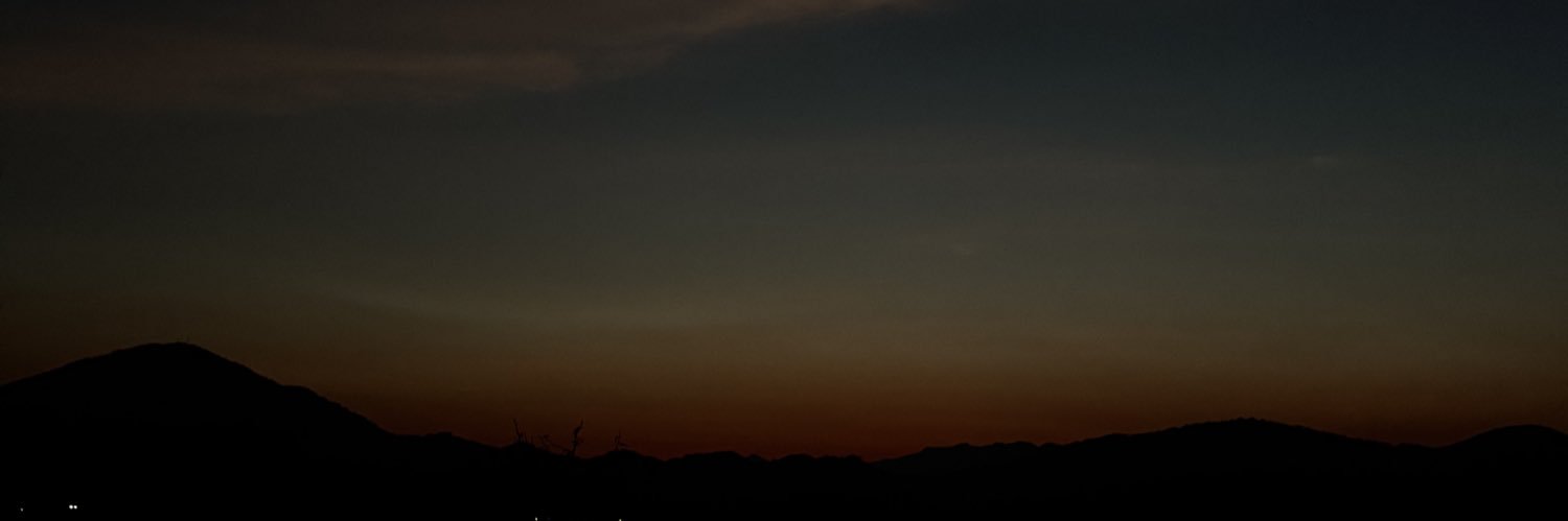 EileenOnt's profile banner image