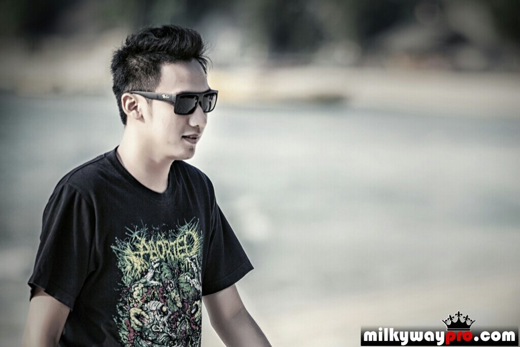 RJuniharto's profile banner image