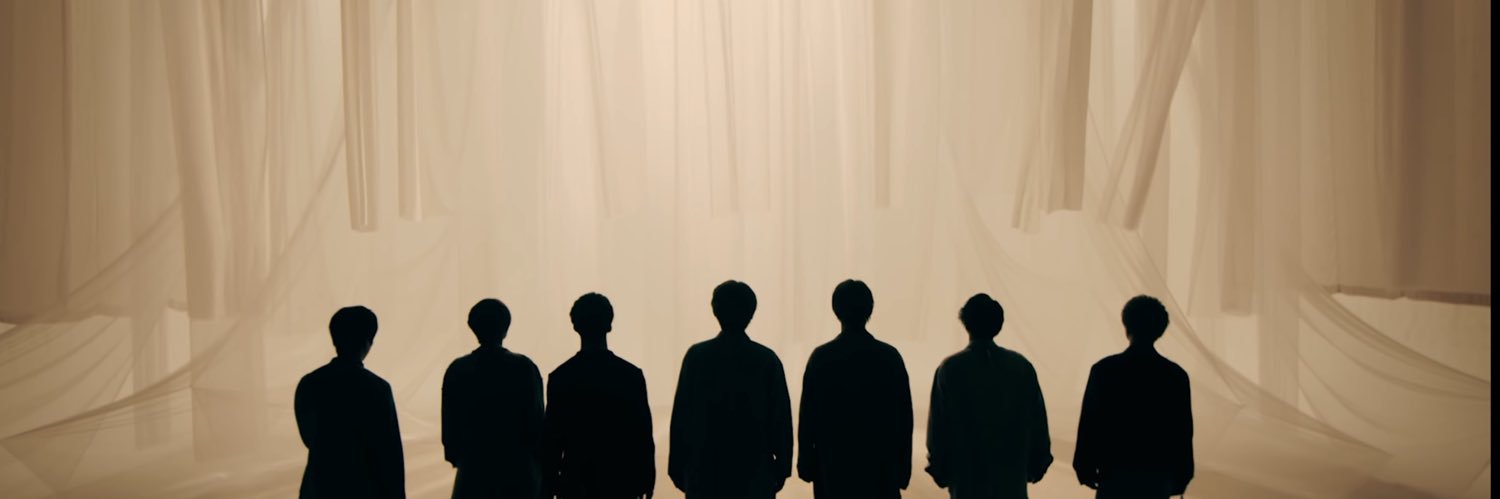 なる banner