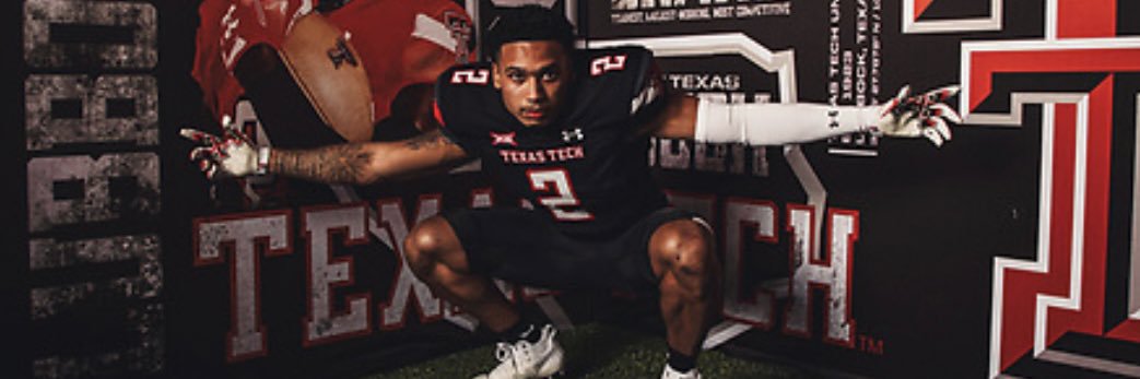 Devynn Cromwell banner