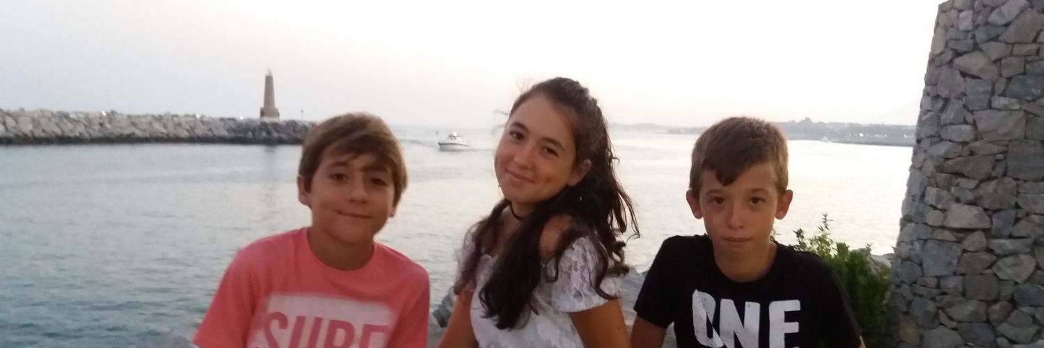 mk_calderon's profile banner image