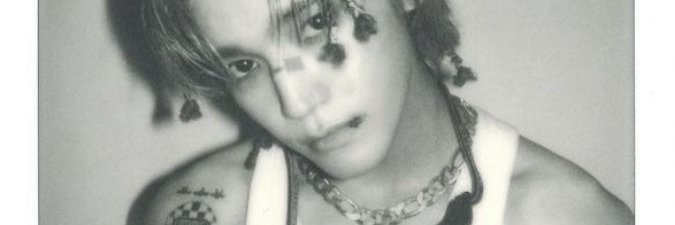 enemies to lovers aşığı klişe bi kadın banner