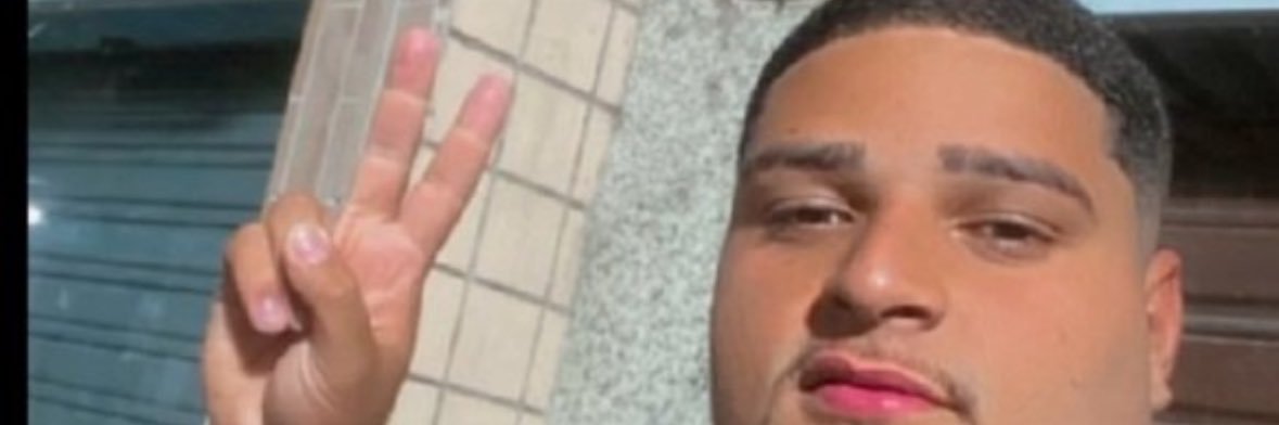 Xaviar Gomes banner