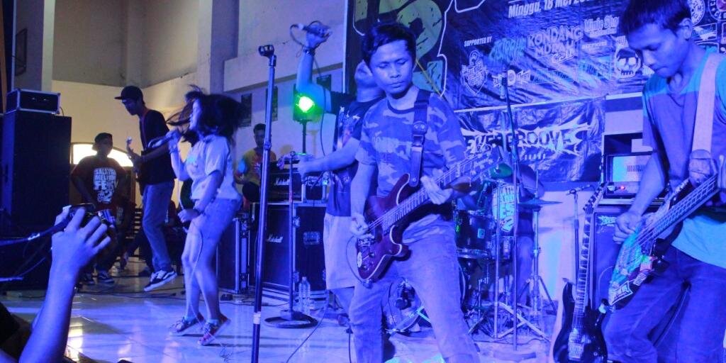 Bonie and Clyde banner