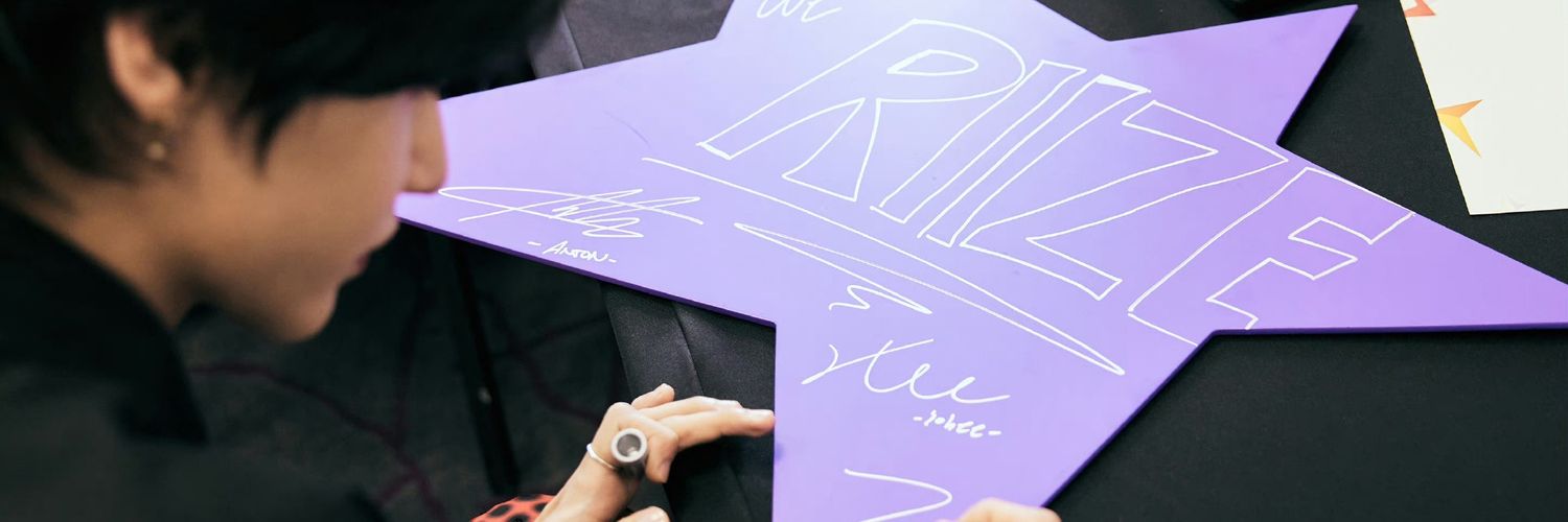 luckly659271's profile banner image