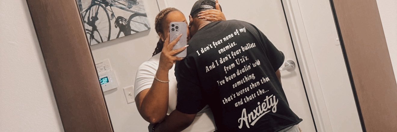 locsXfreckles's profile banner image
