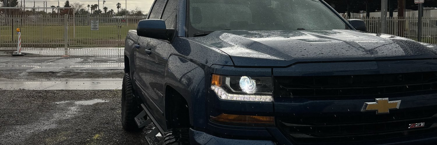 VFacio_'s profile banner image
