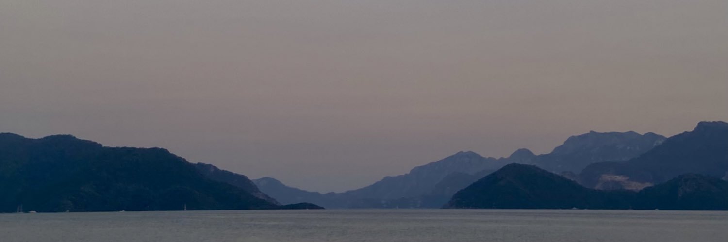 hamideeey's profile banner image
