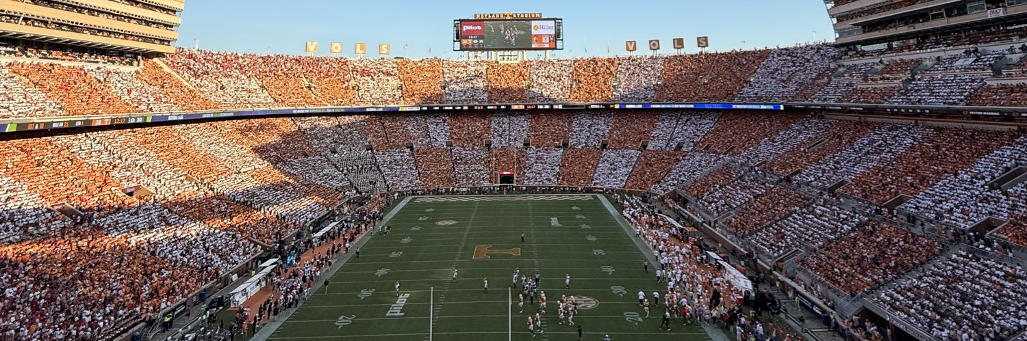 Ryan 🧡🍊🏈⚾️🏀🏒 banner