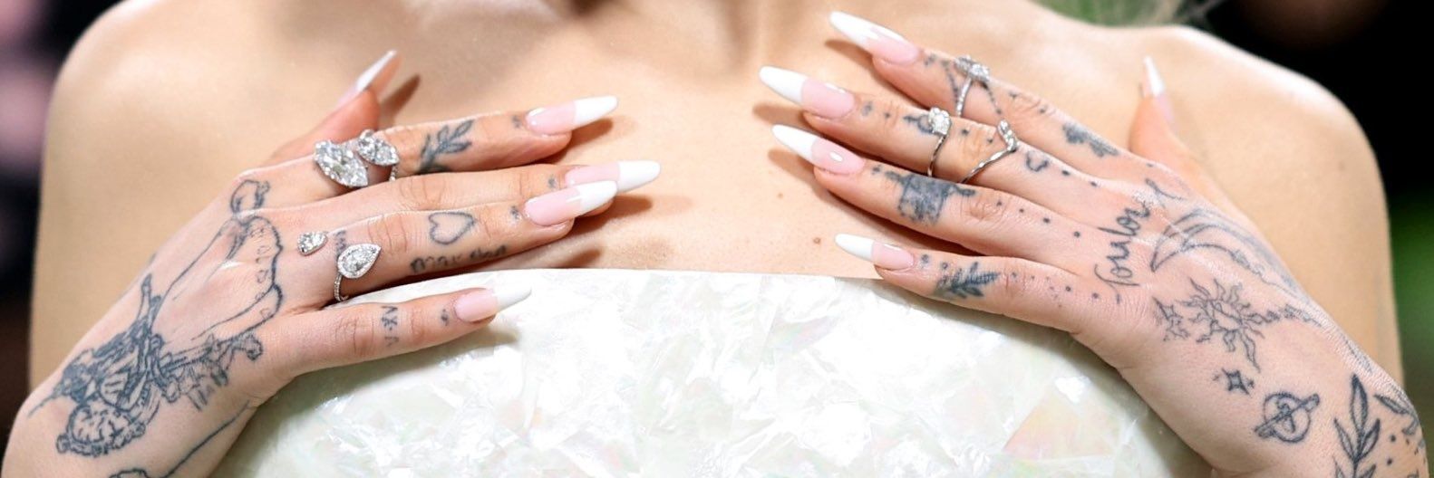 lunnet hades era banner