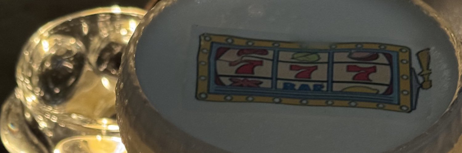 lobsterpuffpie's profile banner image