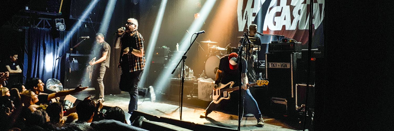 Daniel Cabrera banner