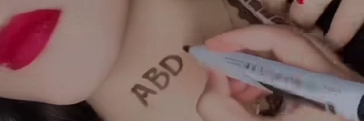 A. 🦌's banner