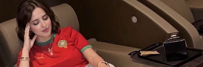sarabnzz's profile banner image