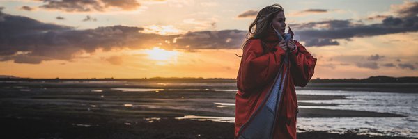 dryrobe Profile Banner
