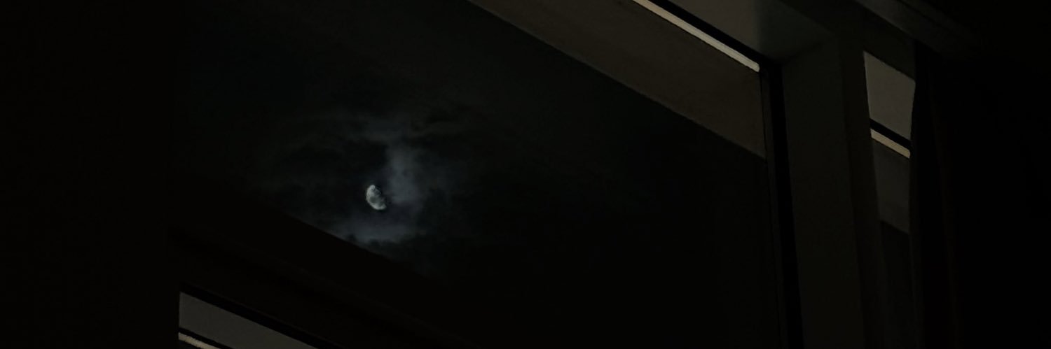 _0qih's profile banner image