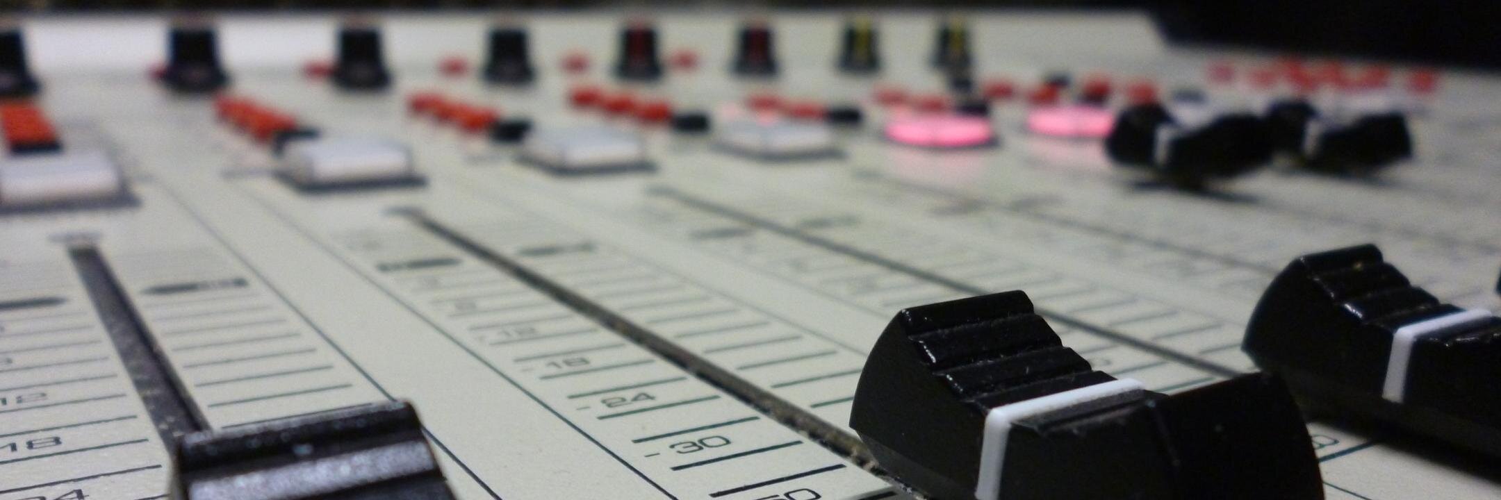 Keops FM 90.1 | Cadena 3 La Plata banner