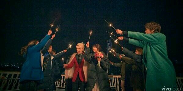 11_raz's profile banner image