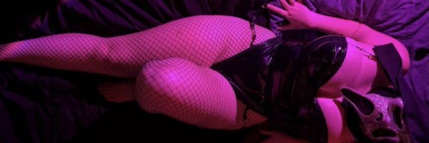 zee .ᐟ's banner