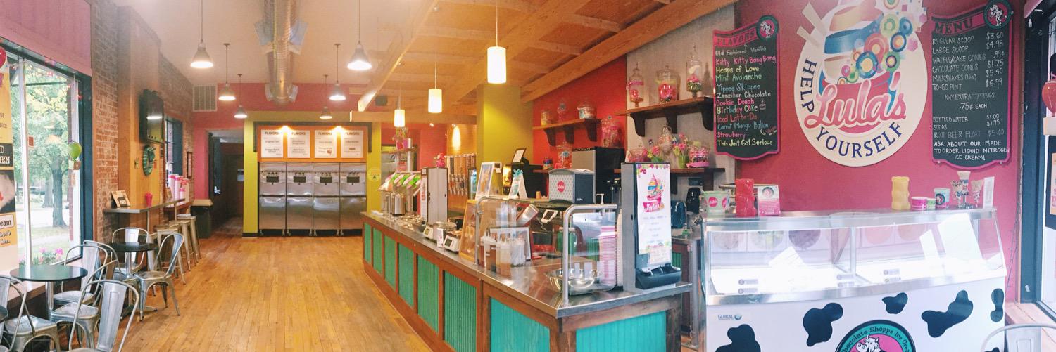 Lula's Frozen Yogurt banner