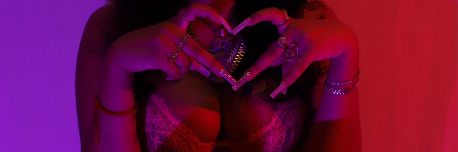 KashKaramel🦋✨'s banner