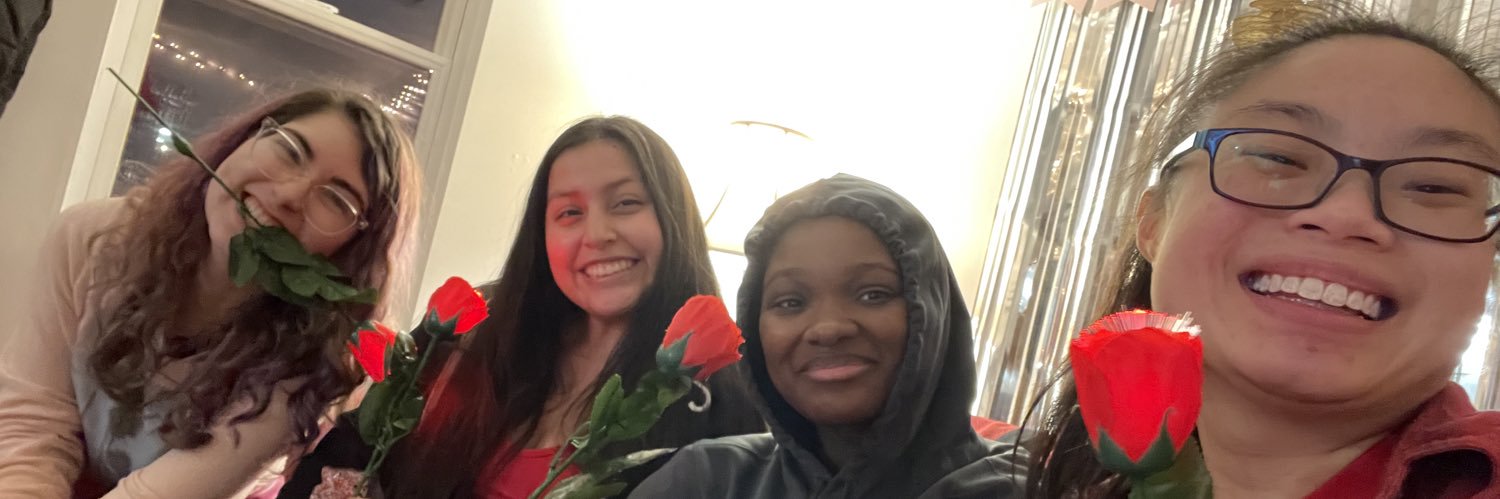 lilyfreiberg's profile banner image