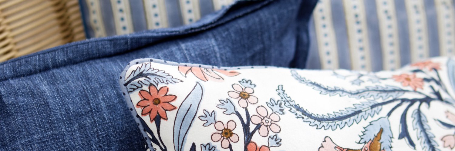 andrassyliving's profile banner image