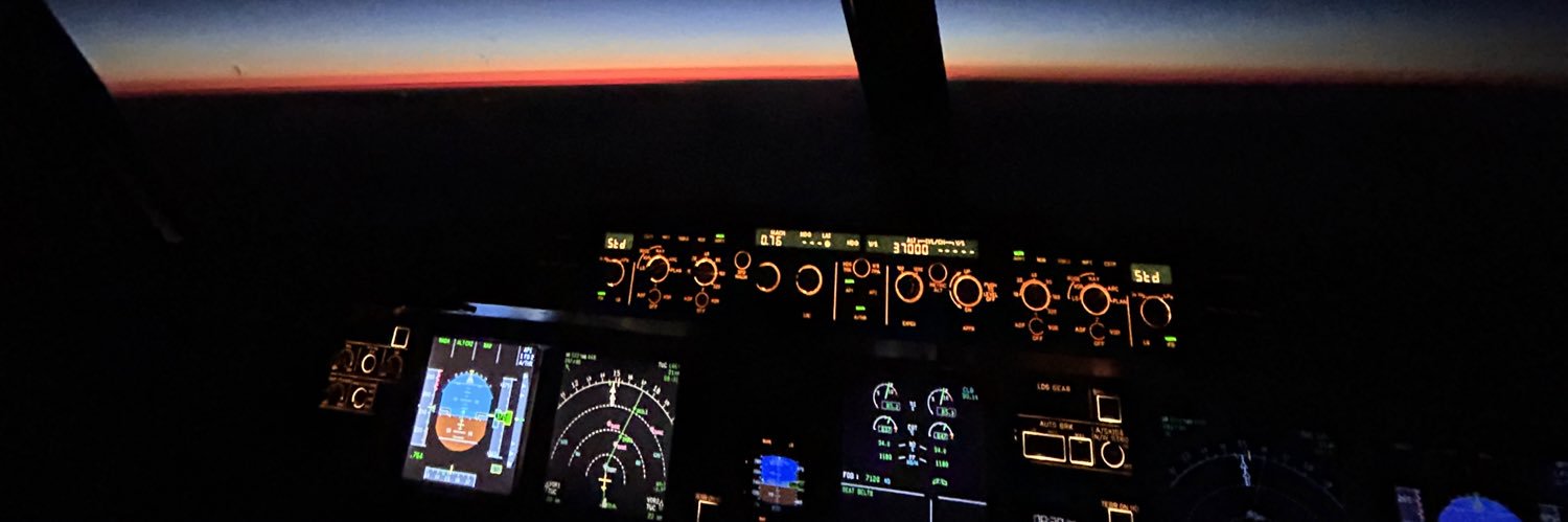 Astoneta33🦈 banner