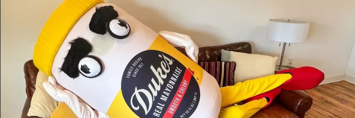 Still here, still queer 🏳️‍🌈🏳️‍⚧️ banner